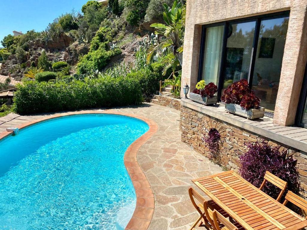 Villa Les Alizes Rayol-Canadel-sur-Mer Exterior photo